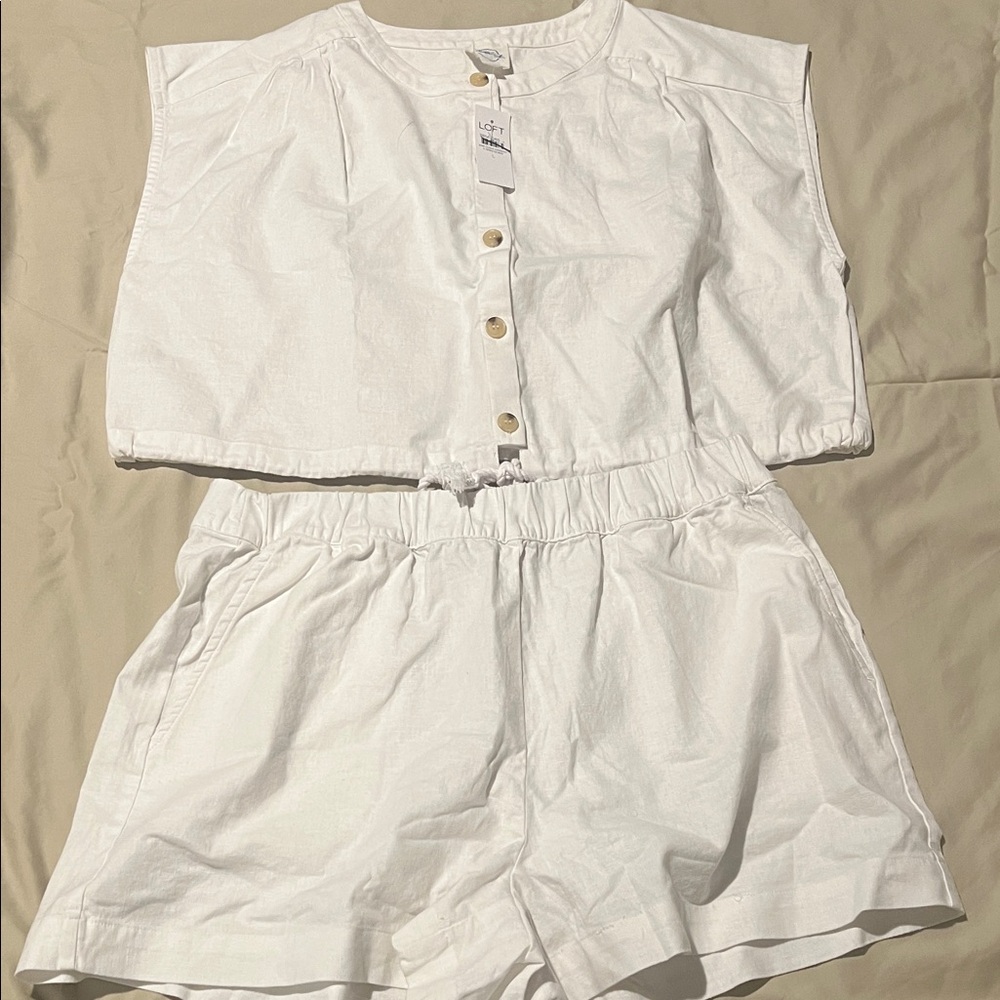 LOFT, White Button-Up Top and Shorts Set. New with tags!
